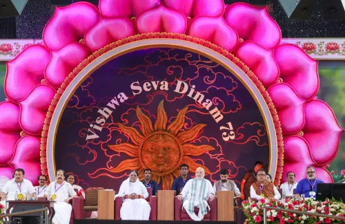 Amit Shah attends Mata Amritanandamayi's 73rd birthday events in Kollam