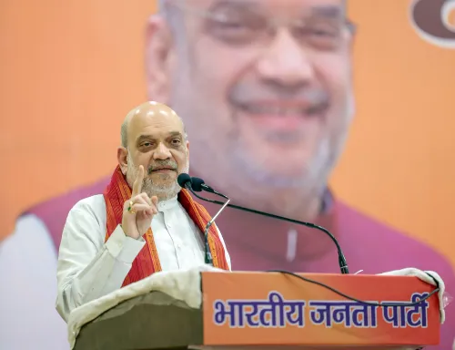 क्या अमित शाह ने हर परिवार से खादी खरीदने की अपील की?