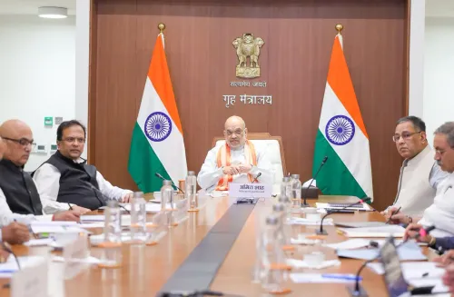 Amit Shah Reviews Cyber Helpline 1930, Orders AI Upgrade