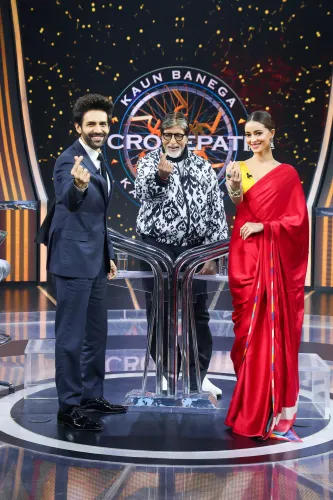 What Happens When Ananya Panday Teaches Amitabh Bachchan Gen Z Slang on KBC?