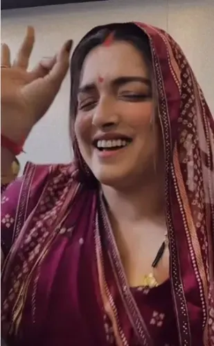 क्या आम्रपाली दुबे ने शेयर किया मजेदार वीडियो, अरविंद अकेला कल्लू ने क्या किया कमेंट?