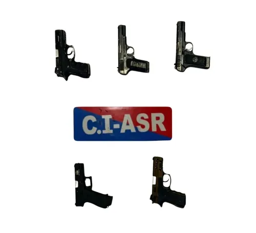 क्या अमृतसर पुलिस ने सीमापार हथियार तस्करी का खुलासा किया है?