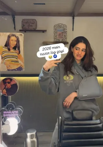 Is Ananya Panday Reviving the Bollywood Glamour of the Pre-Social Media Era with Salman Khan and Kareena Kapoor?