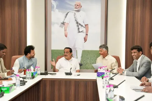 What Proposals Did Andhra Pradesh CM Present for the Polavaram-Nallamala Sagar Project?