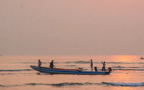 Andhra Pradesh Calls on Tamil Nadu to Curb Illegal Fishing Activities