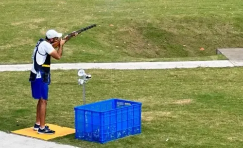 क्या अंगद वीर सिंह बाजवा भारत छोड़ कनाडा के लिए निशानेबाजी करेंगे?