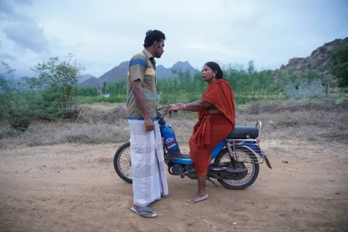 What Did Actress Geetha Kailasam Say About Fearless Honesty in 'Angammal'?