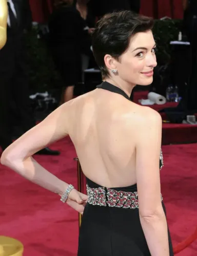 Anne Hathaway on 5 films in 2026: 'This is very fun, extremely surreal'