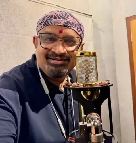 अंतरराष्ट्रीय महिला दिवस पर अभिजीत घोषाल का नया गाना 'वो है मां' लॉन्च, दिल को छूने वाला