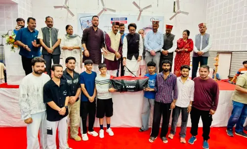 Anurag Thakur distributes 385 sports kits in Hamirpur
