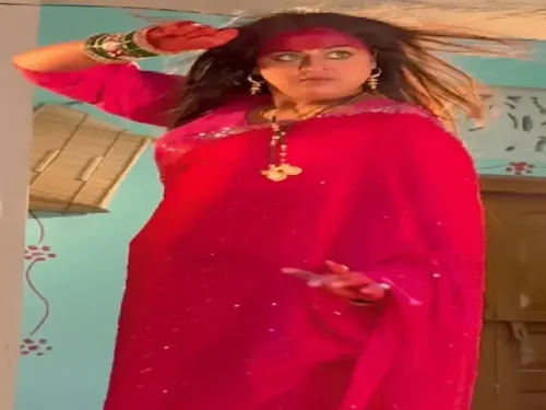 क्या यामिनी सिंह ने बीटीएस वीडियो शेयर कर फिल्म रिलीज की जानकारी दी?