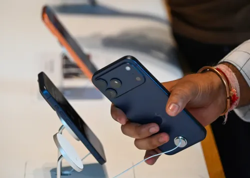 Apple set to outperform smartphone industry in 2026 despite cost pressures