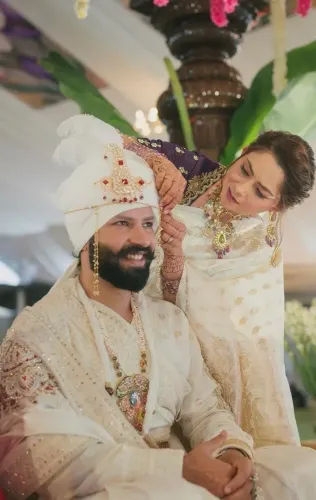 Sonalee Kulkarni plays groomsmaid at brother's Marathi-Punjabi wedding