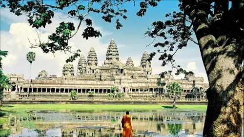 What efforts are being made to restore the ninth brick tower of Bakong temple in Cambodia's Angkor Park?
