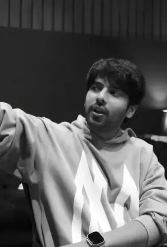 Did Armaan Malik Celebrate His First Anniversary with Aashna by Releasing ‘Ghar’?