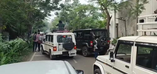 Why was an armed man arrested at Vijay’s Puducherry rally?