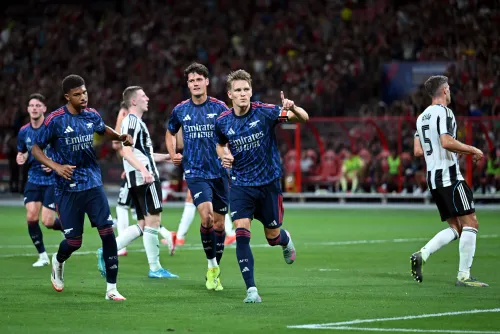 How Did Arsenal Overcome Newcastle United 3-2 in Pre-Season?