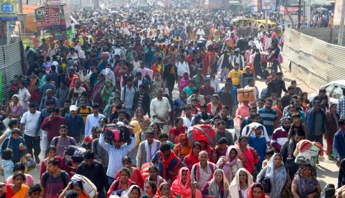 As Maha Kumbh Approaches One Month, Daily Pilgrimages at Sangam Exceed 1.44 Crore