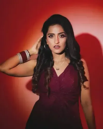 Is ‘Ishq E Desi’ the Soundtrack of Pure, Unfiltered Love?