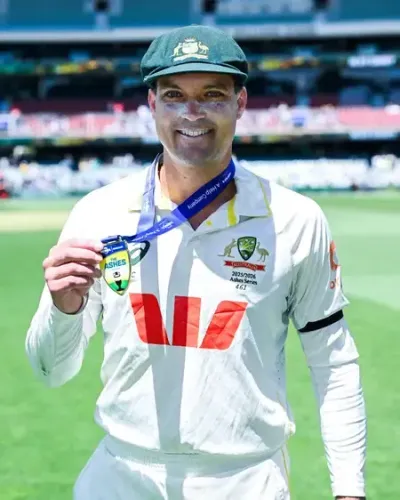 एशेज: एलेक्स कैरी ने ईयान हिली और एडम गिलक्रिस्ट को पछाड़ा 