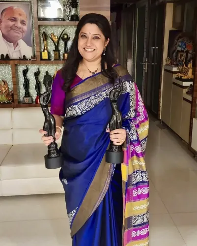 Did Ashutosh Rana Just Celebrate Renuka Shahane’s Two Filmfare Awards?