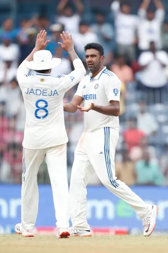 James Foster hails Ashwin as one of cricket's finest spinners