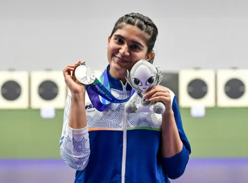 एशियन गेम्स 2026: ईशा सिंह ने 25 मीटर पिस्टल में जीता सिल्वर, पिता बोले— 'यह गोल्ड से कम नहीं'