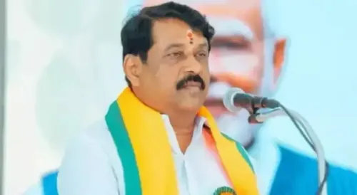 भाजपा ने डीएमके पर नशे में घुसपैठ की घटना के बाद कानून-व्यवस्था के बिगड़ने का आरोप लगाया