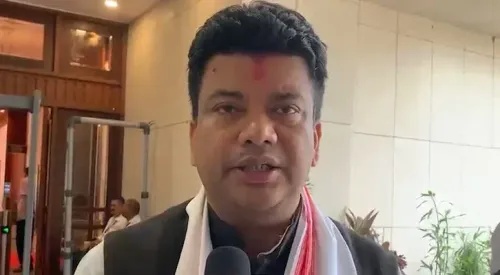 असम विधानसभा के बजट सत्र में कांग्रेस का प्रदर्शन, बिजली, शिक्षा, इथेनॉल और जलभराव के मुद्दों पर सरकार को घेरा