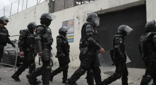 What Caused the Armed Attack Leaving Eight Dead in Guayaquil?