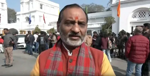 क्या आतिशी ने गुरुओं के प्रति अनादर दिखाया, उन्हें जवाब देना होगा?