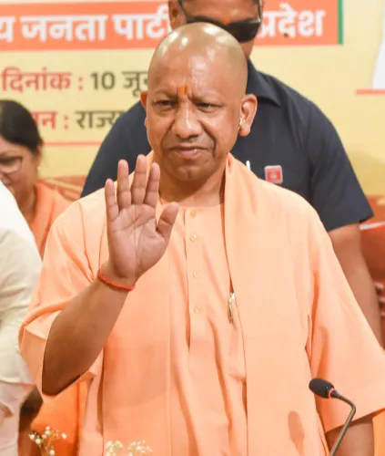 क्या औद्योगिक इकाइयों की आवश्यकताओं के अनुसार ट्रेंड मैनपॉवर तैयार किया जाएगा?: सीएम योगी