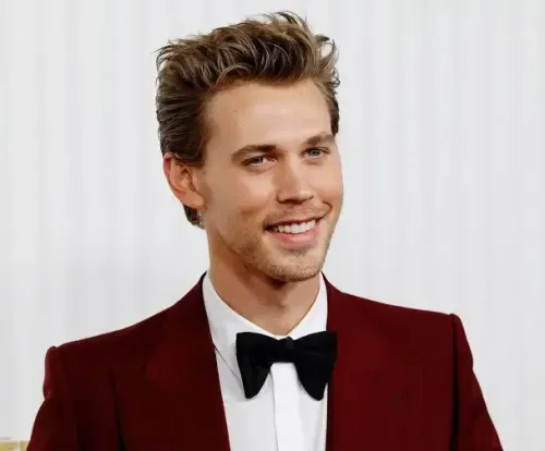 Austin Butler Takes on Christian Bale’s Legendary Role in 'American Psycho'