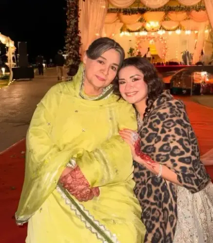अवनीत कौर ने साझा किए फरीदा जलाल संग खूबसूरत लम्हे, कहा- स्क्रीन शेयर करना सौभाग्य की बात