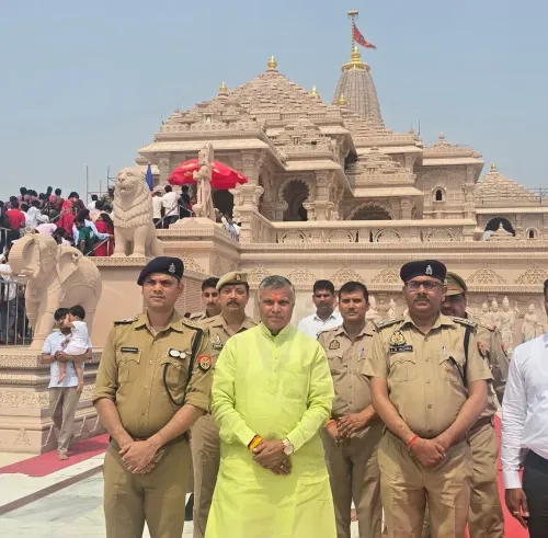 पीएम मोदी के 12 वर्ष पूर्ण: अयोध्या में मंत्री धर्मवीर प्रजापति और पूर्व सांसद लल्लू सिंह ने की पूजा-अर्चना