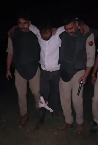 आजमगढ़ शादी में हत्या: मुठभेड़ के बाद 24 घंटे में मुख्य आरोपी गिरफ्तार, पैर में लगी गोली