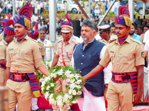 CM शिवकुमार ने चेन्नम्मा को दी अंतिम श्रद्धांजलि