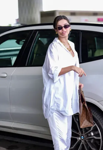 Mumbai: Tara Sutaria Spotted At Airport