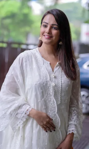 Mumbai: Anita Hassanandani Reddy spotted in Andheri
