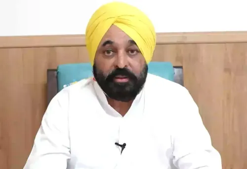 क्या बाढ़ से बर्बाद हुई फसलों के लिए किसानों को 20,000 रुपए प्रति एकड़ मुआवजा मिलेगा?