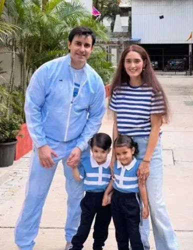 पंखुड़ी रोड़े हुईं भावुक: जुड़वां बच्चों राध्या और रादित्य के स्कूल जाने पर छलके आंसू