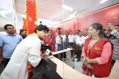 ज्योतिरादित्य सिंधिया ने गुना प्रधान डाकघर का किया लोकार्पण, बोले — 'डाकघर अब जनसेवा केंद्र'