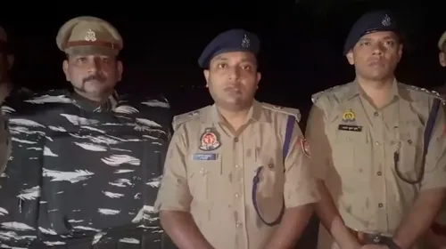 बलिया पुलिस मुठभेड़: अंतरराज्यीय वाहन चोर गिरोह के 5 सदस्य गिरफ्तार, 11 मोटरसाइकिलें बरामद
