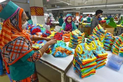 Bangladesh garment industry rivers: 2.4 bn litres of daily toxic discharge