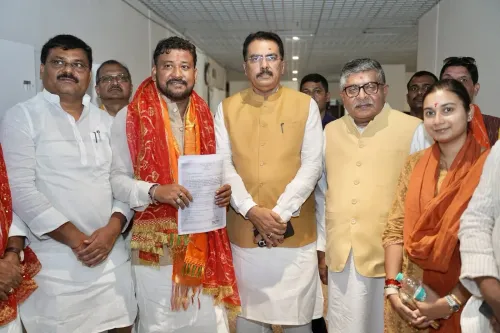 बांकीपुर विधानसभा उपचुनाव: भाजपा प्रत्याशी अभिषेक कुमार बंटी ने किया नामांकन, एनडीए को जीत का भरोसा