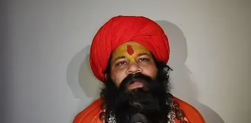 बरेली में नमाज मामले पर महंत राजू दास का बयान: 'सरकार को सचेत होने की आवश्यकता'