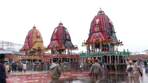 पुरी रथयात्रा 2025: बारिश में भी लाखों भक्तों की आस्था अटल, 'जय जगन्नाथ' से गूंजा पूरा शहर
