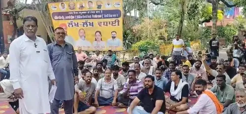 बरनाला लाठीचार्ज के विरोध में पंजाब के 25 हज़ार सफाई कर्मचारी हड़ताल पर, शहरों में कचरा संकट गहराया