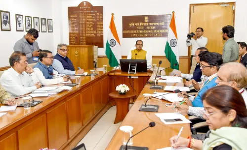 New Delhi: Shivraj Singh Chouhan Evaluates Agricultural Conditions