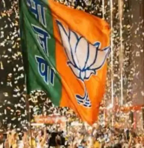 बंगाल चुनावों में भाजपा की जीत पर बॉलीवुड में खुशियाँ, हेमा मालिनी बोलीं- 'जनता की जागरूकता की विजय'